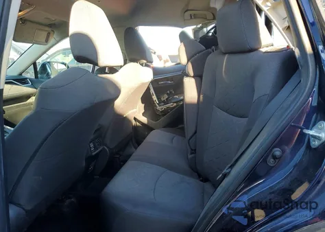 2020 Toyota Rav4 Xle z USA, uszkodzony, nr VIN 2T3W1RFV3LC069670